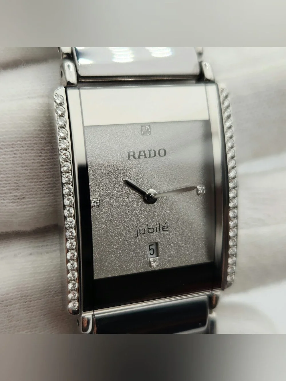 Rado Diastar Jubile Unisex Titanium w/ Diamond Accent Quartz Watch